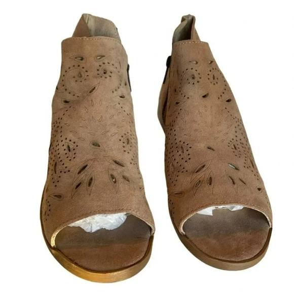 Coolway 41 Nelia laser cut open‎ toe bootie - Picture 3 of 8